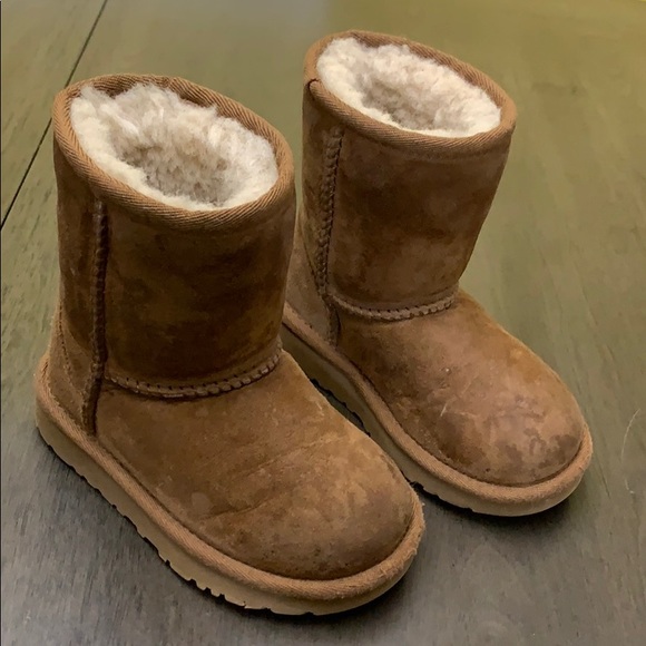 used uggs size 8